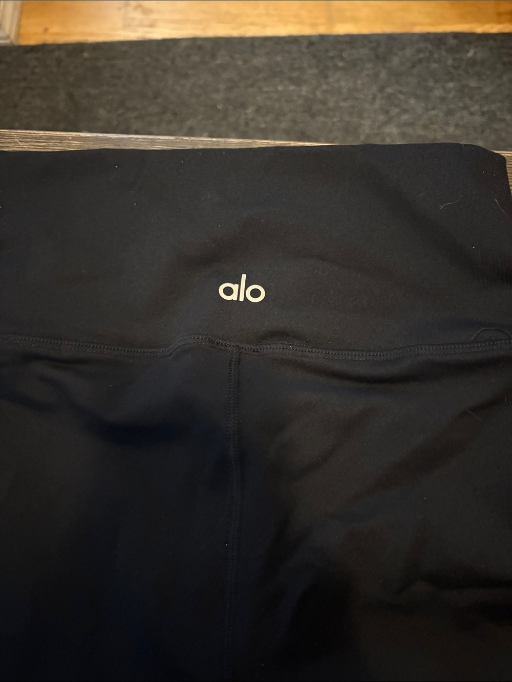 ALO Yoga Black High-Rise Legging shorts with Tag - Picture 5 of 12